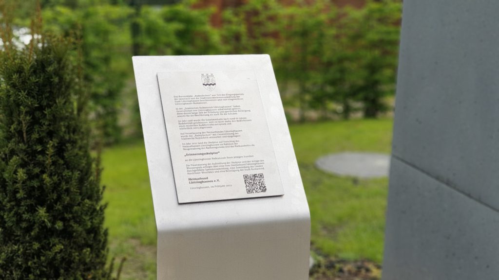 Die Stele vom Heimatbund Lüttringhausen. Foto: Sascha von Gerishem